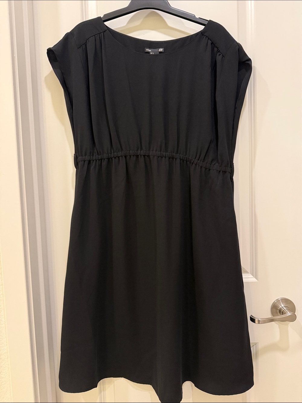 NWT H&M Mama Black Short Sleeve Elastic Waist Dress